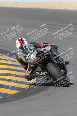 media/Nov-06-2022-SoCal Trackdays (Sun) [[208d2ccc26]]/Turn 10 Backside (1030am)/